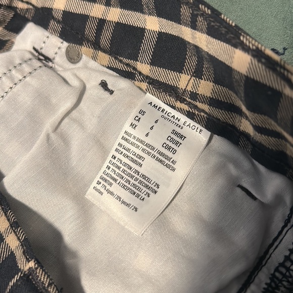 SOLD AE Plaid Mom Jean - Picture 4 of 5